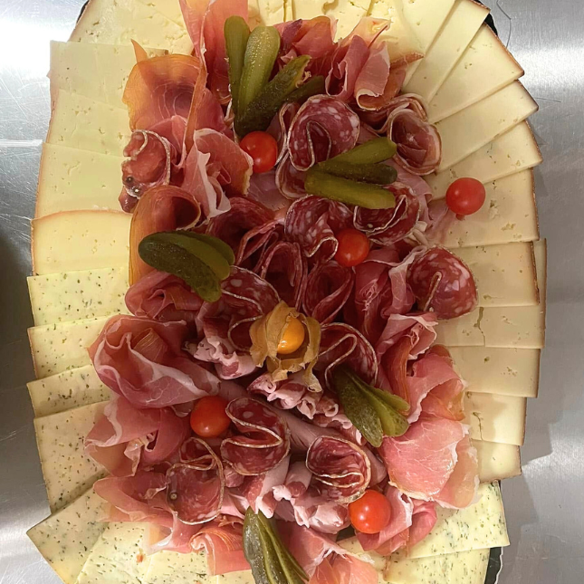 traiteur evenements prives professionnels du jour aussois aux delices d aussois 01