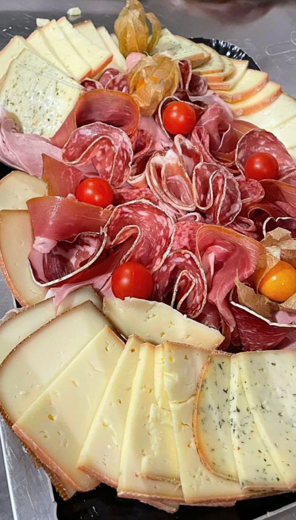traiteur plateaux charcuterie raclette fromage aux delices d aussois savoie